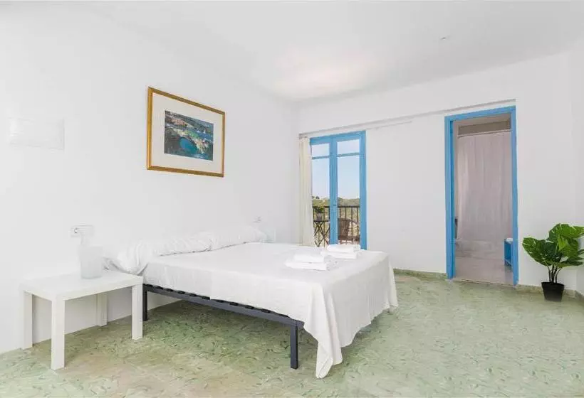 ペンション La Marina Ch