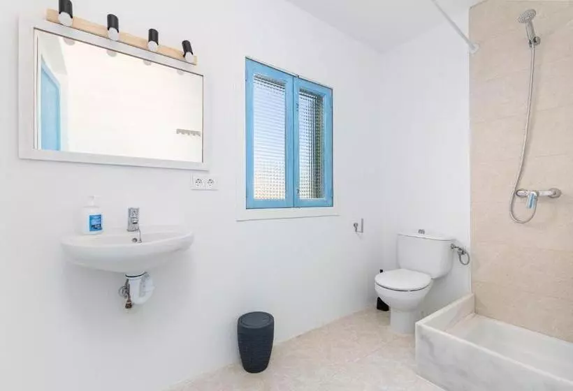 ペンション La Marina Ch