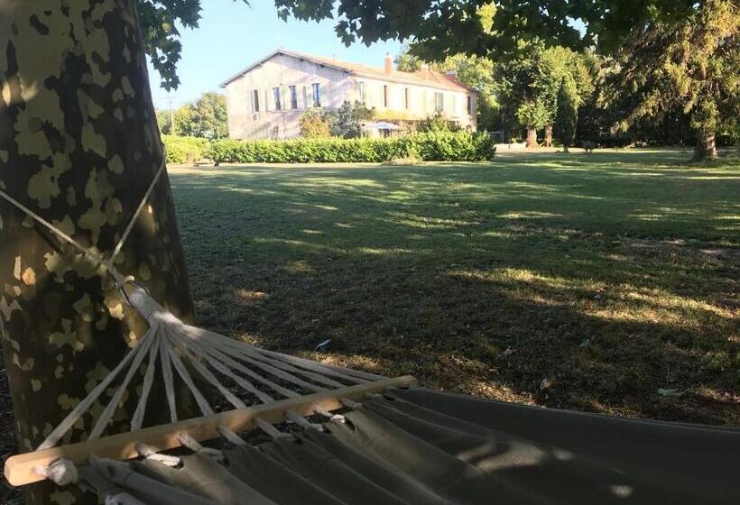 פנסיון Villa 2 Pas Sages