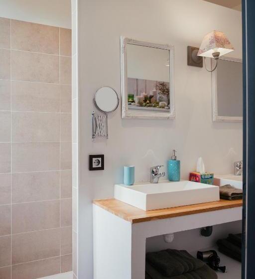 פנסיון Villa 2 Pas Sages