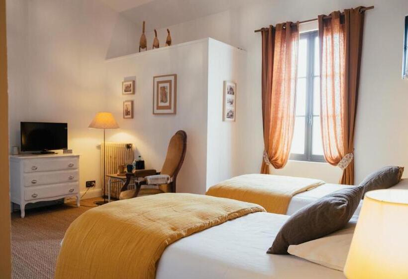 פנסיון Villa 2 Pas Sages