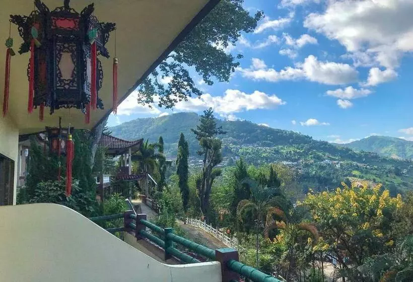 Lomakeskus Mae Salong Villa