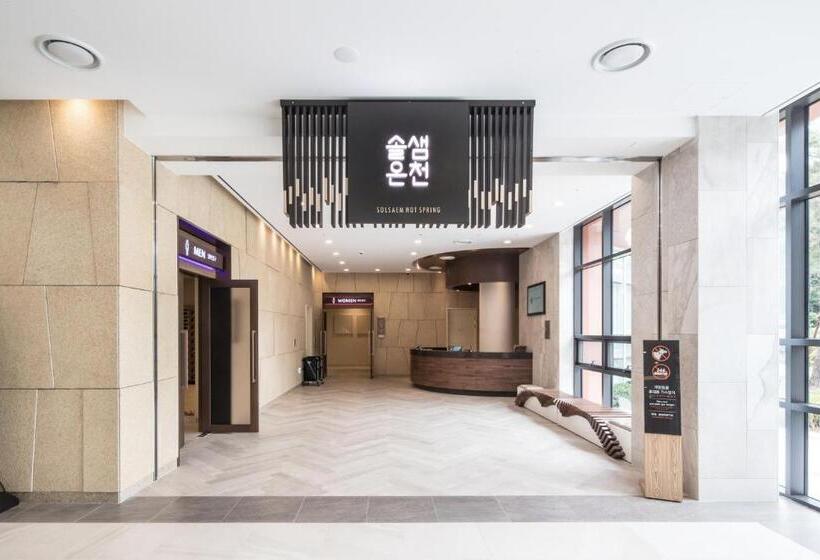 Курорт Sono Belle Cheongsong