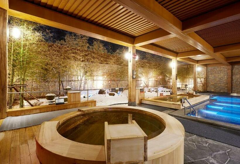 Курорт Sono Belle Cheongsong