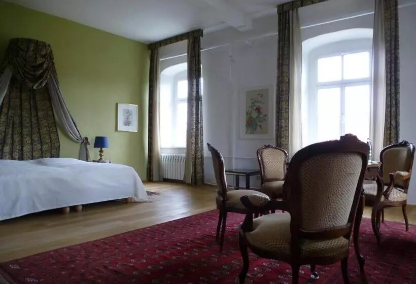 Schloss Hotel Wallhausen