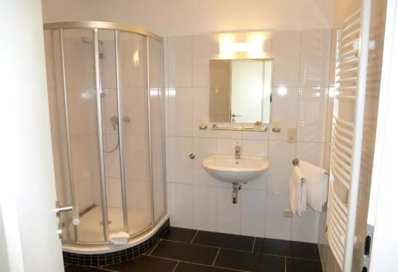 Schloss Hotel Wallhausen