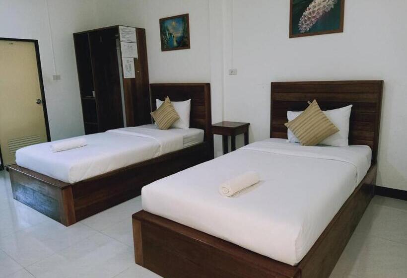 호텔 Rachawadee House