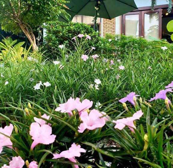 ฮักเคียงโขง Hug Khieng Khong Nongkhai Hostel