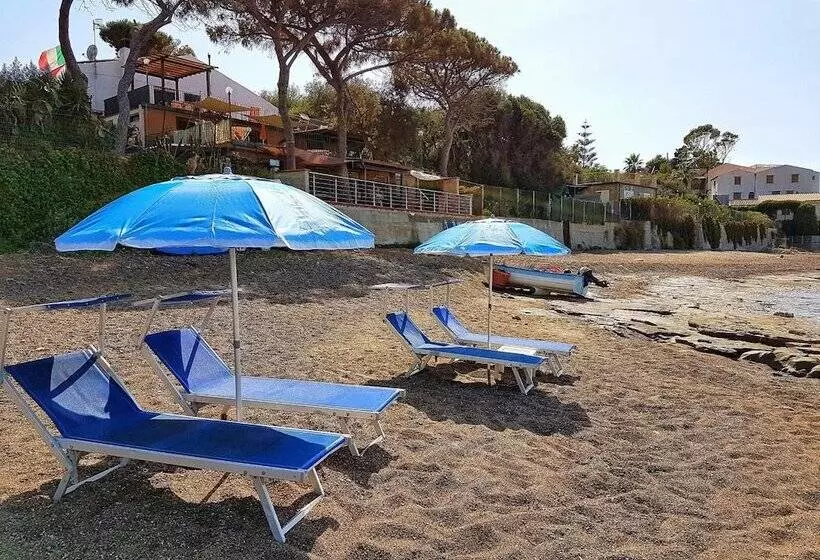 پانسیون Brezza Marina Guesthouse