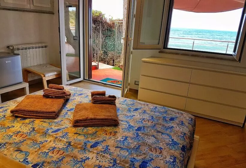 پانسیون Brezza Marina Guesthouse