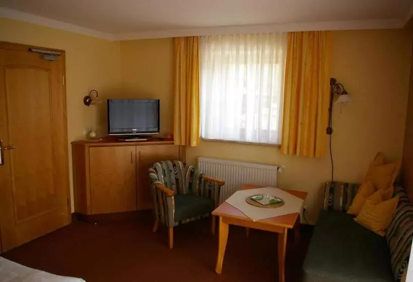 Pension Zur Alten Schmiede