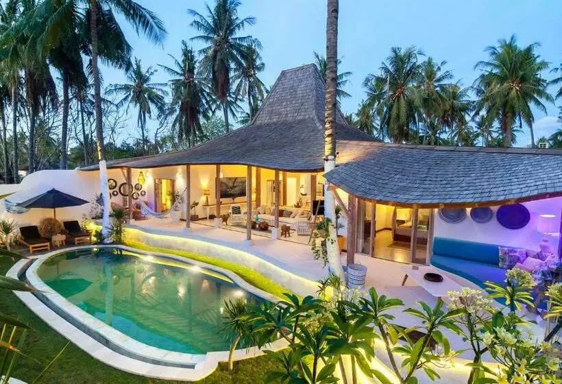 リゾートホテル De'coco Villa And Suites