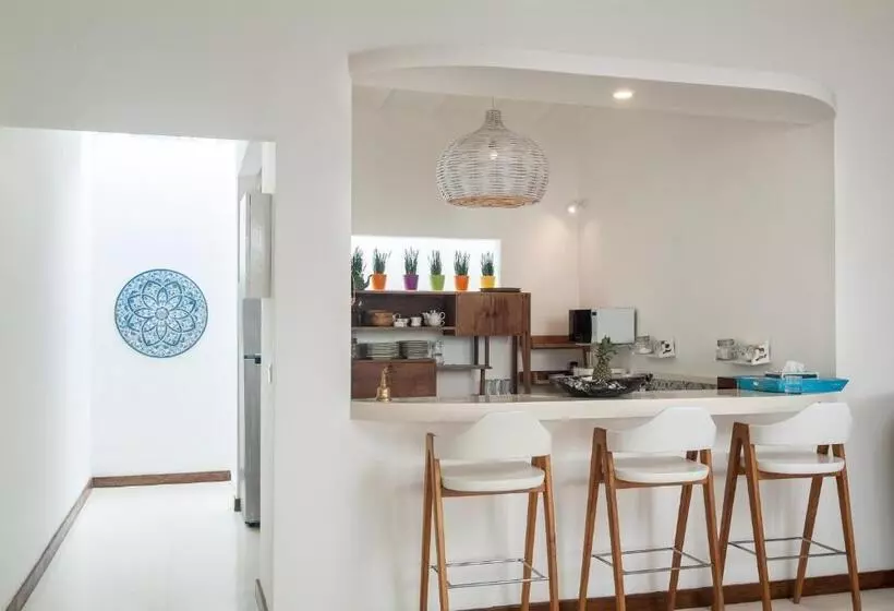 リゾートホテル De'coco Villa And Suites