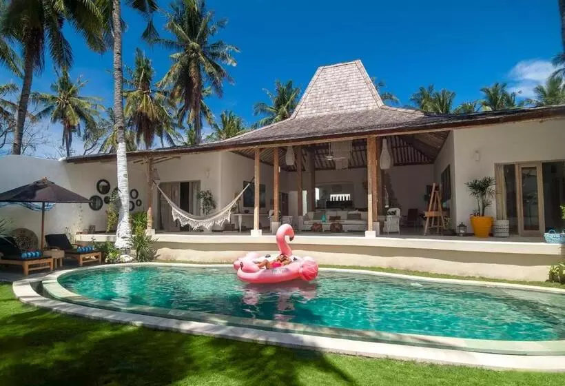 リゾートホテル De'coco Villa And Suites