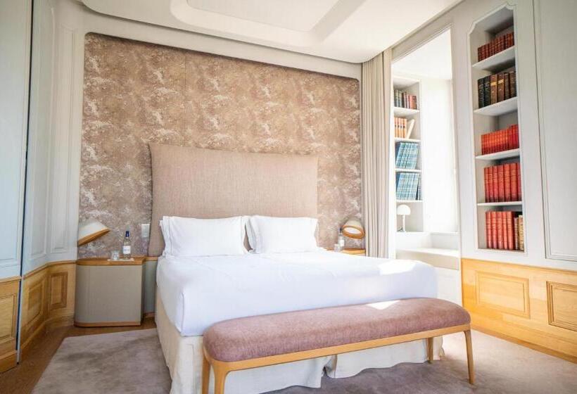 Bed and Breakfast Chateau De Ferrand