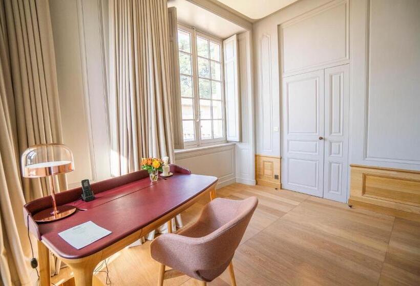 Bed and Breakfast Chateau De Ferrand