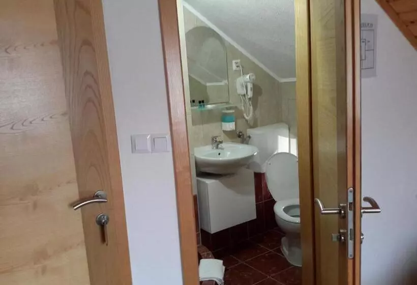 Aamiaismajoitus (B&B) Green Lakes House