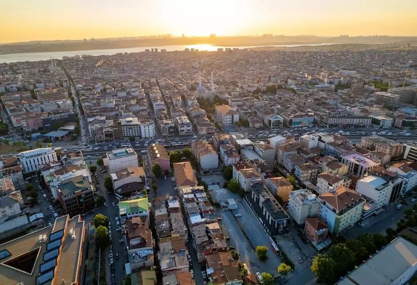 Hotelli Melisa Suit Residence