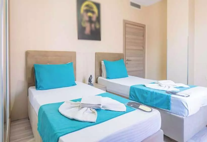 Hotelli Melisa Suit Residence