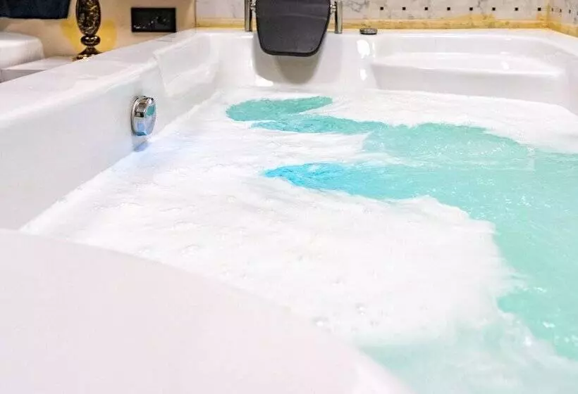 Hotelli Melisa Suit Residence