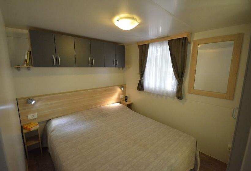 Отель Luxury Caravan At Union Lido