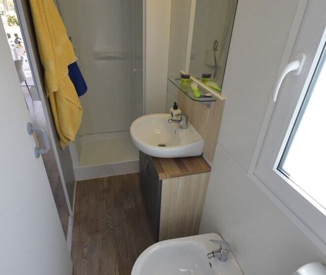 Отель Luxury Caravan At Union Lido