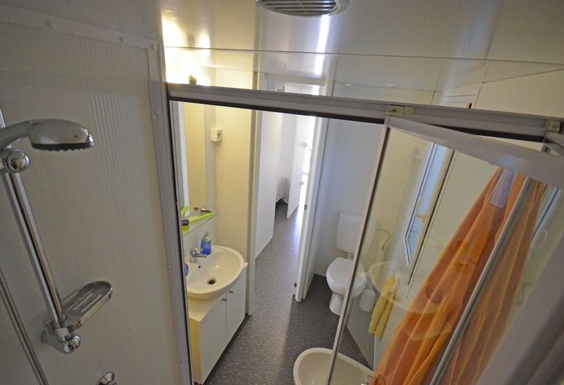 Отель Luxury Caravan At Union Lido