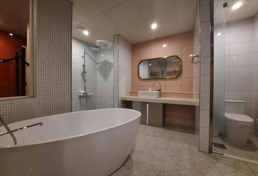 Motel Rein Hotel Busan Yeonsan