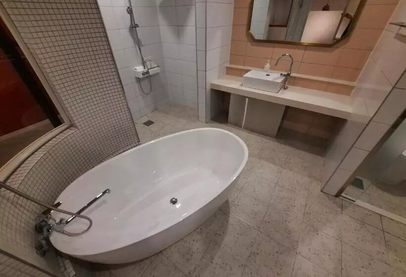 مُتل Rein Hotel Busan Yeonsan