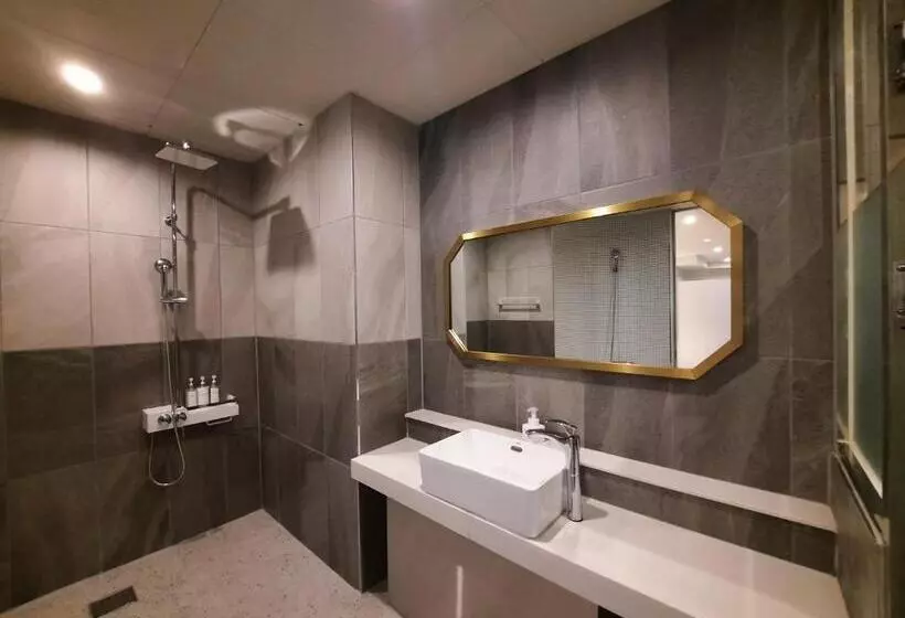 مُتل Rein Hotel Busan Yeonsan