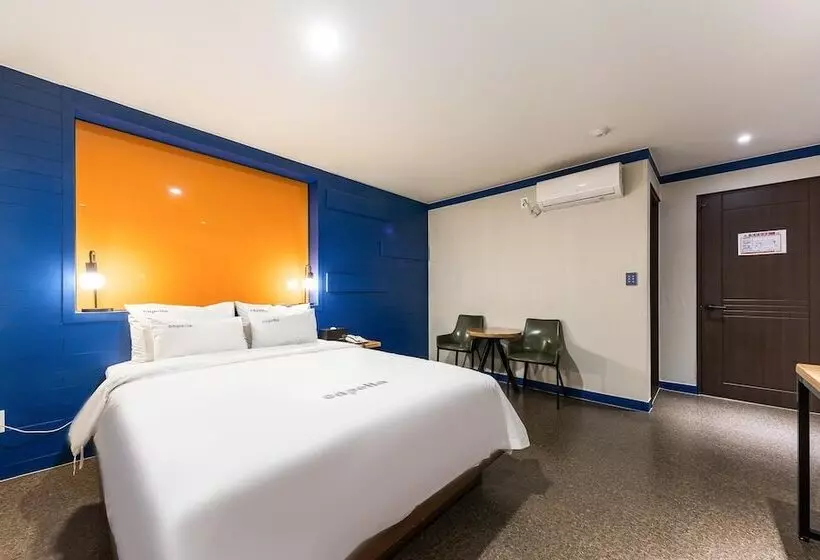 Motelli Daejeon Jungri Capella