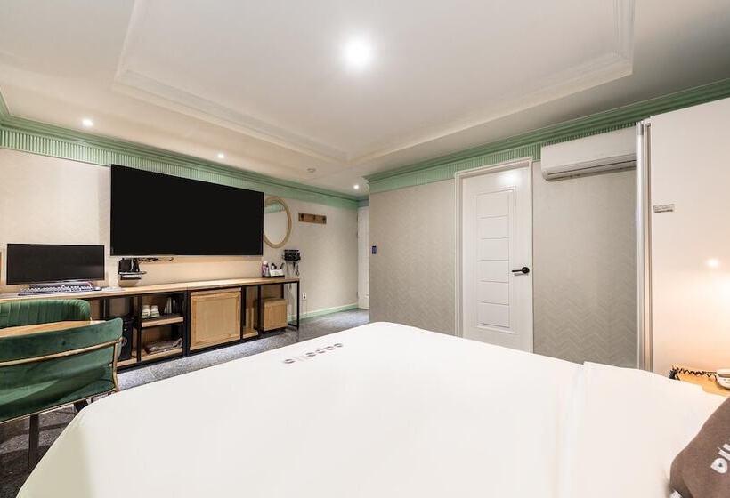 Motel Daejeon Jungri Capella