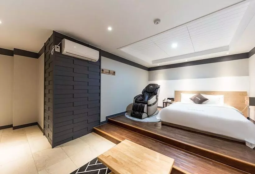 Motelli Daejeon Jungri Capella