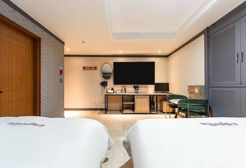 Motel Daejeon Jungri Capella