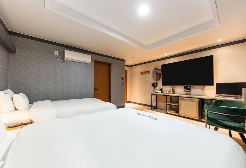 Motel Daejeon Jungri Capella