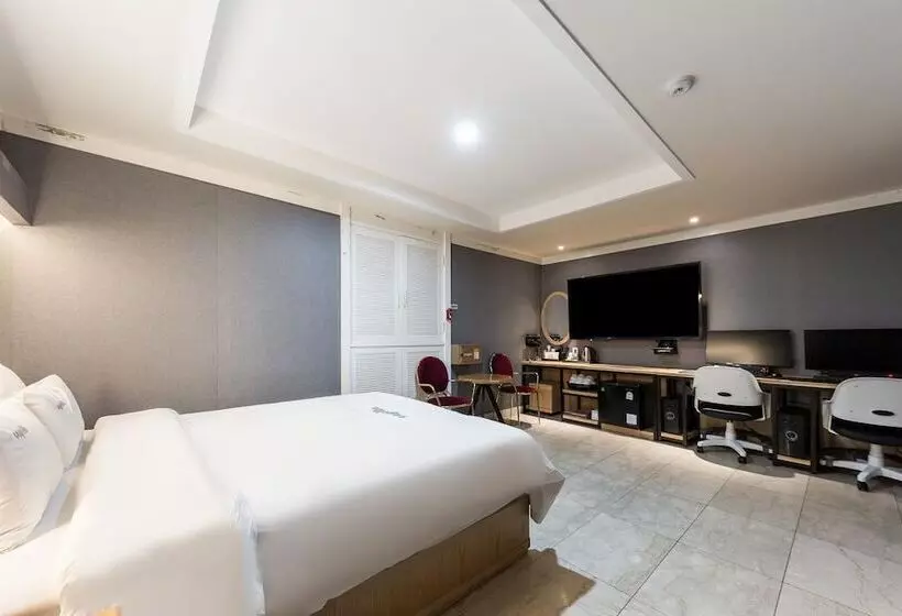 Motelli Daejeon Jungri Capella