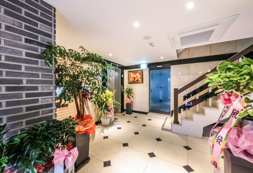 Motel Daejeon Jungri Capella