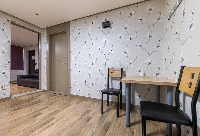 מוטל Sokcho Maldives