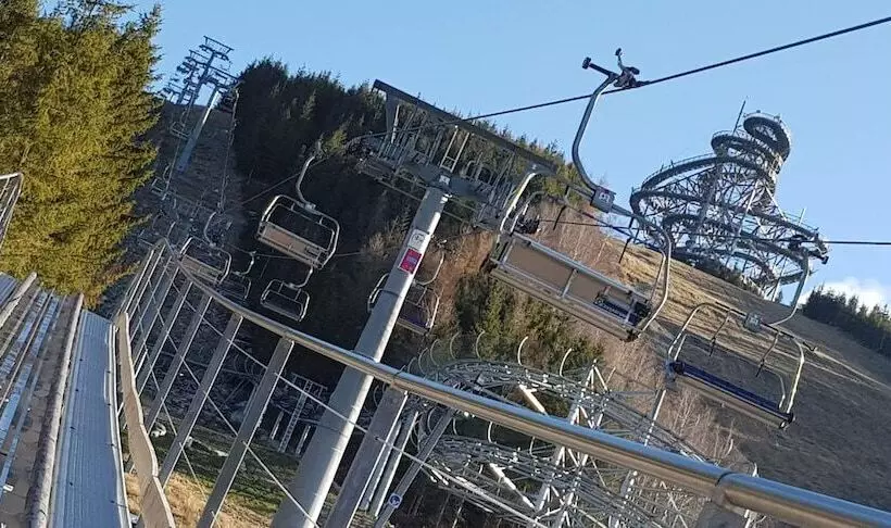 ペンション Byczy Rog Noclehy Na Hranici