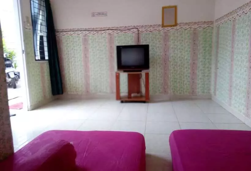 پانسیون Dedy Kost