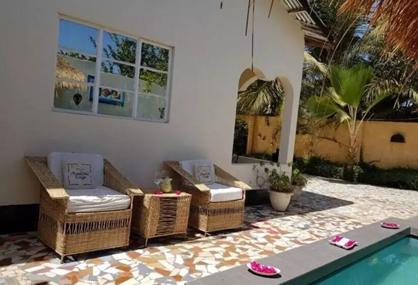 Majatalo Mandinka Lodge