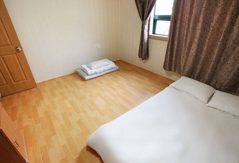 Seogwipo Handu Motel