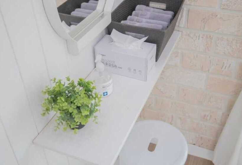 Taean Palm Beach Pension