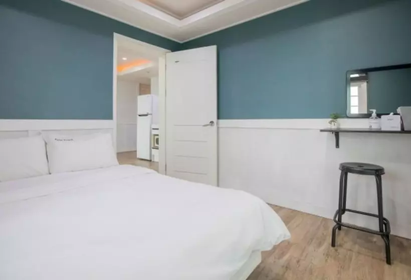 Taean Palm Beach Pension