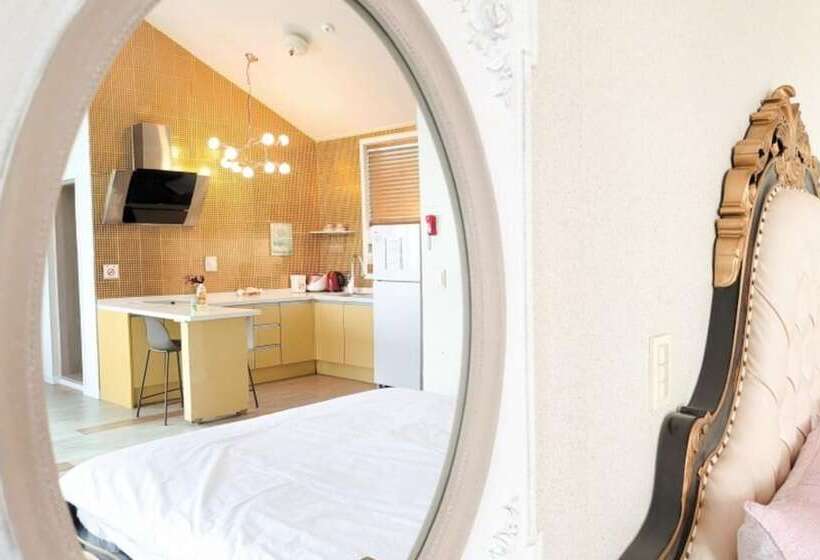 Taean The Classic Spa Pension