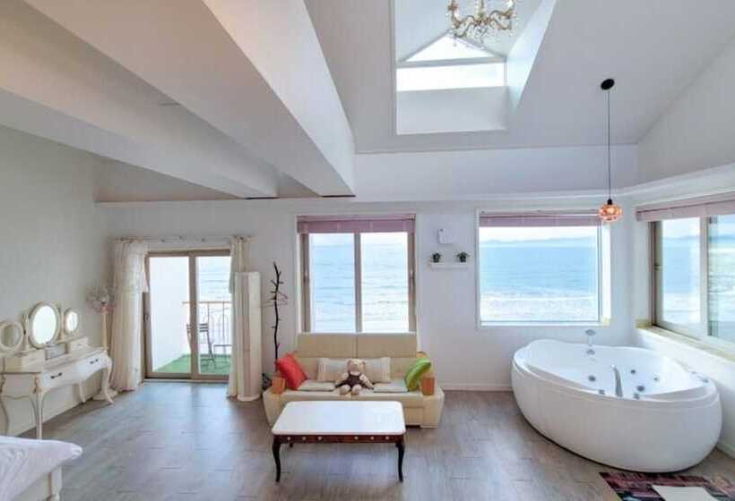 Taean The Classic Spa Pension