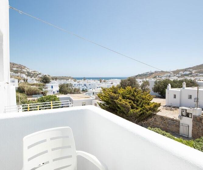 Eleftheria Hotel & Apartments