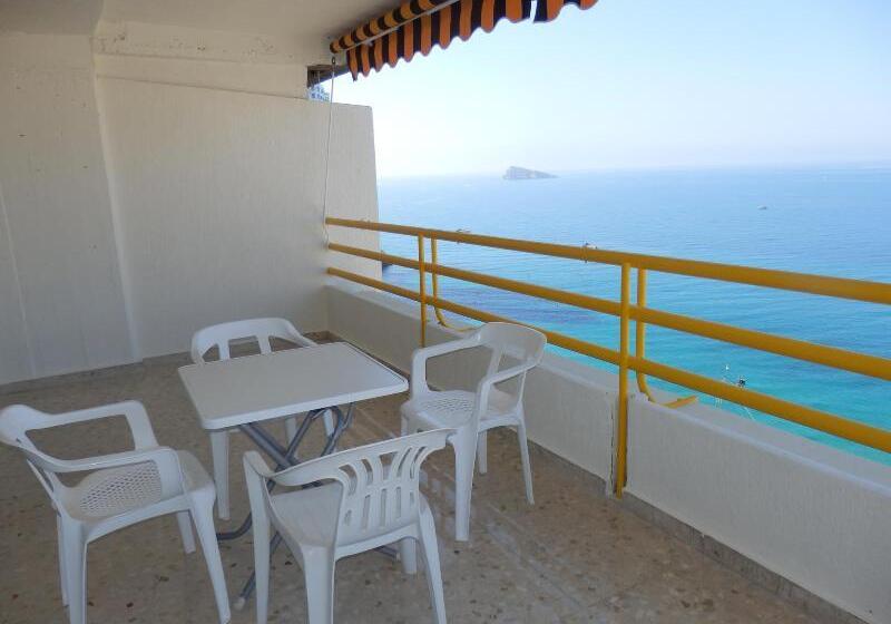 Epic Views Across Benidorm  Walk To The Beach  Tennis Court  Pool  Sleeps 4  Wifi & Netflix Plus Air