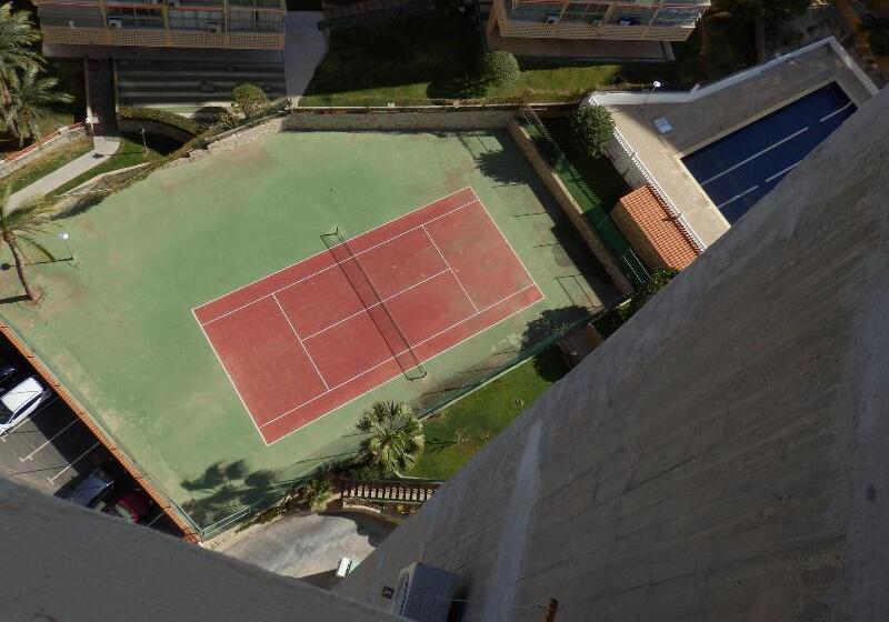 Epic Views Across Benidorm  Walk To The Beach  Tennis Court  Pool  Sleeps 4  Wifi & Netflix Plus Air