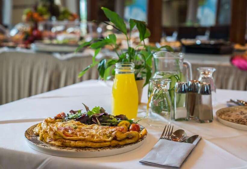 فندق Arahova Inn